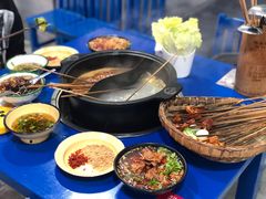 -马路边边·成都串串(翠柏路店)
