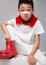 -小熊维尼高端儿童摄影(南山店)