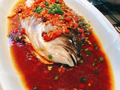 老坛剁椒蒸鱼头-俏九州·小炒黄牛肉(华润万象汇店)