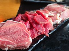 -果松木炭酸菜铜火锅·外婆参鸡汤