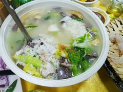 鱼片粥-官塘陈记鱼生·潮汕砂锅粥·牛肉火锅(潮枫路总店)