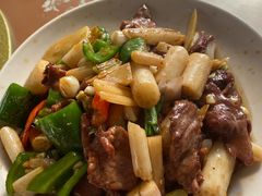 藕尖炒牛肉-阿弟早茶·家庭小炒·火锅(九村店)