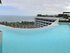 -瑰丽酒店·海吧·天际下午茶·现场DJ·天台酒吧