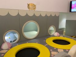 -BabyMonster小怪兽亲子派对·餐厅乐园(金月湾店)