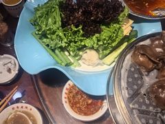 -那家老院子东北菜·饺子·小鸡炖蘑菇(艳华街店)