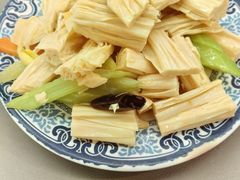 -东方宫·中国兰州牛肉拉面清真(三里屯店)
