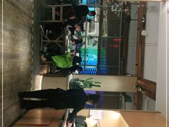 -蜜桃餐厅·伴山(湖滨商业街店)