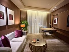 -昆明中心皇冠假日酒店