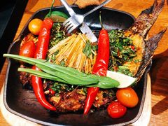 香茅草烤罗非鱼-云海肴·汽锅鸡·云南菜(天山百盛优客店)