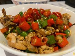 绝味牛蛙-老长沙龙虾馆·聚会餐厅(白石洲店)