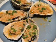 蒜蓉烤生蚝-大哈福烧烤·海鲜·家常菜(延安三路店)