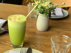 甘蓝菠萝苹果汁-BOR Eatery(安福路店)