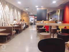 大堂-麦当劳(东急新天地店)