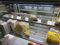 面包甜点陈列柜-薇薇安千层蛋糕(望海店)