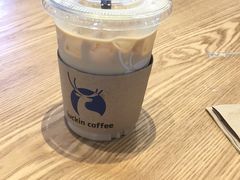 -瑞幸咖啡(艺树家工场店)
