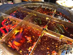 -纸盐河码头火锅(十八梯店)