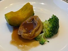 -南湖名都·景湖轩全日制餐厅·海鲜自助·东南亚风味·临湖而食