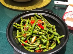 -叶派龙虾•招牌香辣蟹·海鲜(中海国际店)