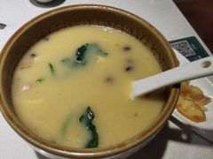 老济南甜沫-闫府私房菜·百年鲁菜(恒隆店)