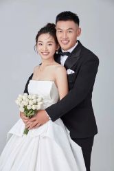 -雪中彩影婚纱摄影·微光艺术中心