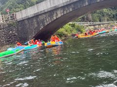 -安吉龙王山峡谷漂流