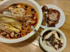 -嘉州叶婆婆钵钵鸡(建设路店)