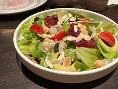 牛油果蔬菜沙拉-庐灶江南·江南菜·四合院Bistro(东直门·华侨夜泊君亭店)