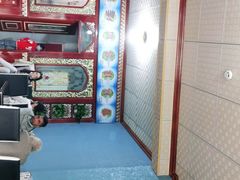 -烤肉小伙烤肉店