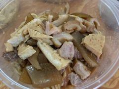-松树干拌面店