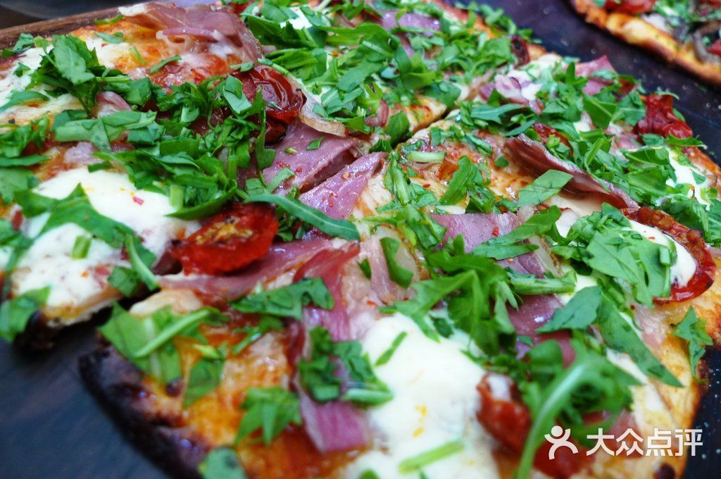 prosciutto芝麻菜pizza