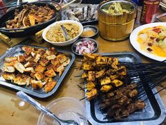 -夏都地标马一刀烤肉美食城