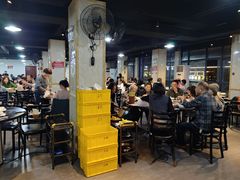 大堂-牛一煲美食(江高店)