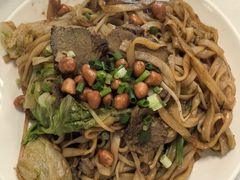 -龙香记桂林米粉(东扬威街11号楼店)