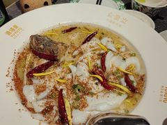 -渔语鱼新川菜Bistro(万象天地店)