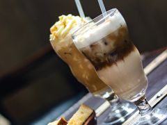 榛果焦糖拿铁-漫咖啡(奥体店)