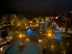 -麦哲伦丝绸度假村