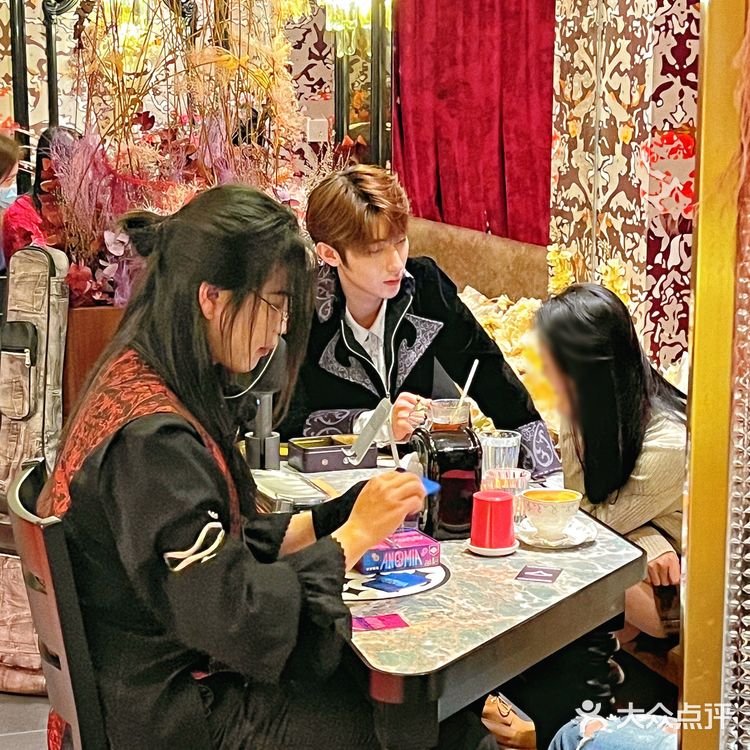 上海富婆的快乐你不懂！！！