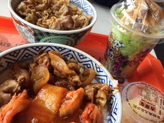-吉野家(秀谷店)