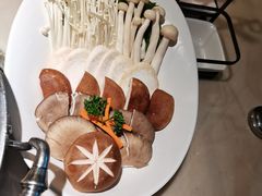 -左庭右院鲜牛肉火锅(浦江欢乐颂店)