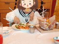 -香格里拉鱼跃地中海西餐厅·牛排披萨