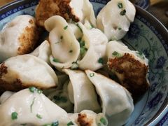 -无名氏宵夜小摊(祝家三姐妹馄饨店)