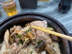 -容里煲仔饭(利丰北路店)