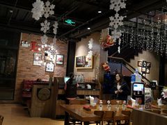 -拉亚汉堡经典餐厅(商城路店)