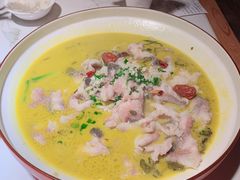 -姜君·千岛湖鱼头馆(浦东大道店)