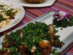 哈尼风味炝香鸡-香巴拉云南餐厅(华莱坞店)