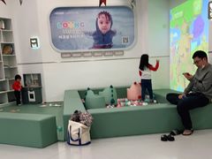 -龙格亲子游泳·水育早教运动中心(绿宝中心)