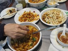 中餐酸辣汤-黑窑厂糖油饼烤鸭·清真菜(旗舰店)