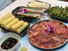 -鲜入围煮花胶鸡海鲜火锅