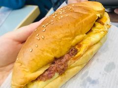 招牌咸牛肉芝士猪仔包-华嫂冰室(尖沙咀店)