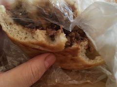 -老西关黄老太牛肉烧饼